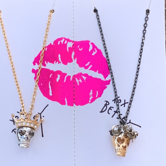 NWT Betsey Johnson Dual set of Skull Heads "One for you, One for Me" - Picture 5 of 6